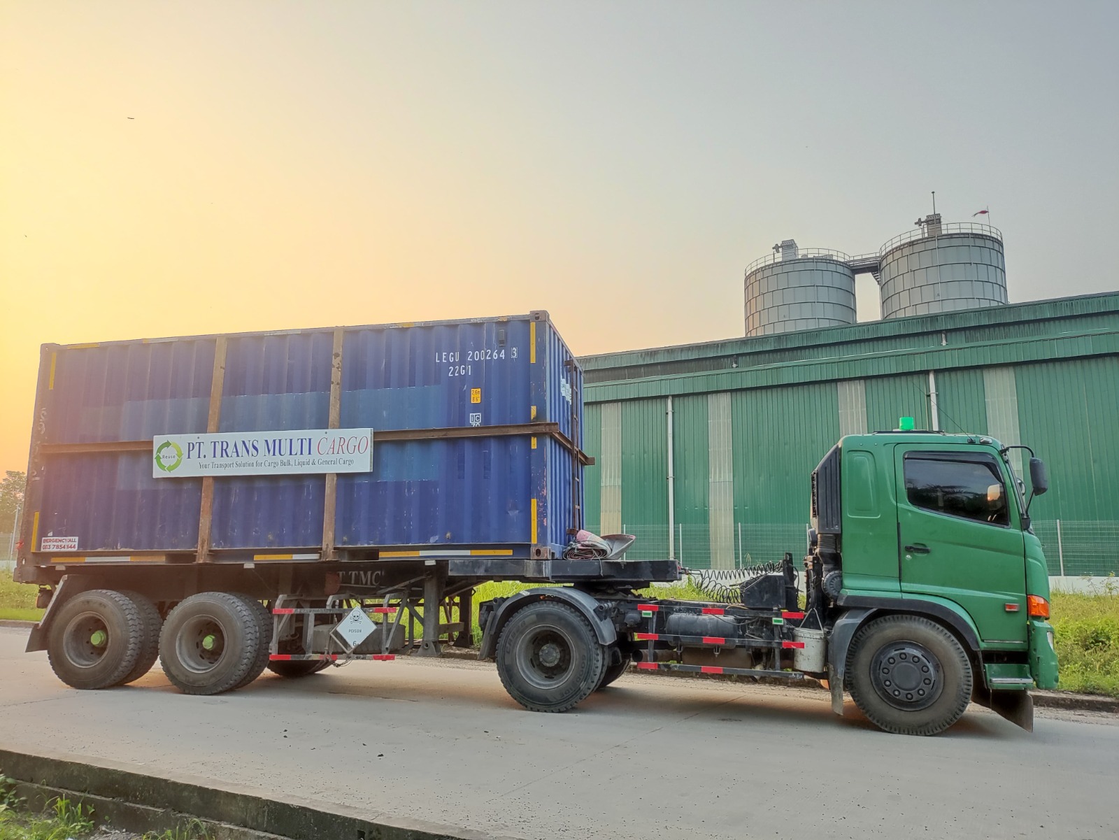 Trailer Truck Box